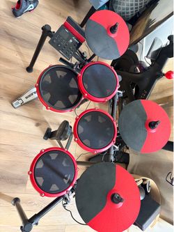 Alesis Nitro Max 8 Piece Electronic Drum Set