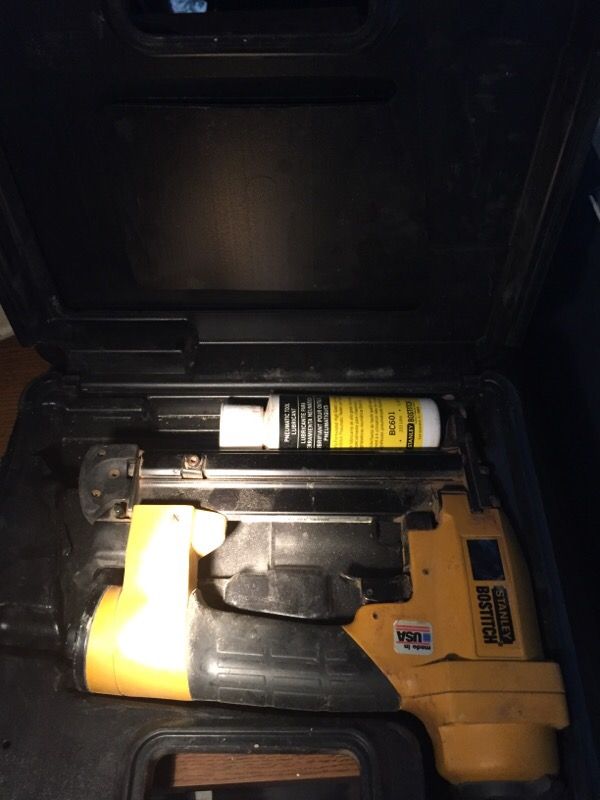 Stanley Bostitch nail gun s32SX