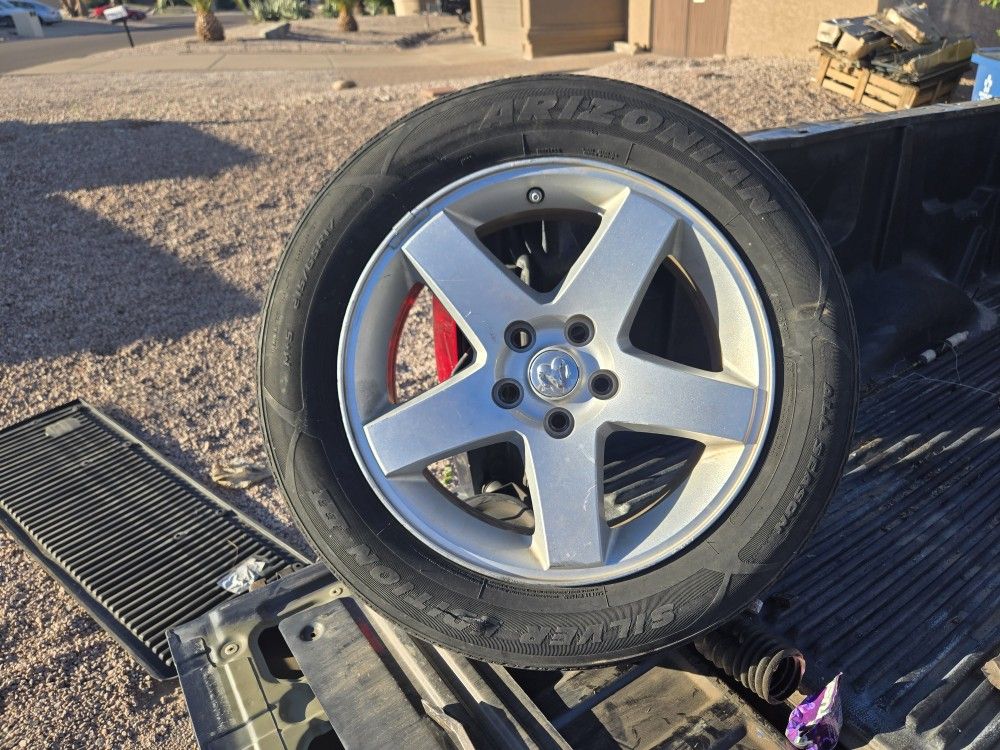 Dodge Charger OEM rim