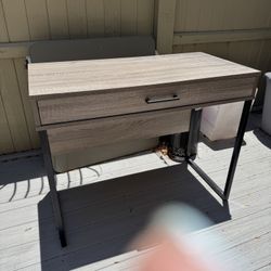 Threshold (target) desk