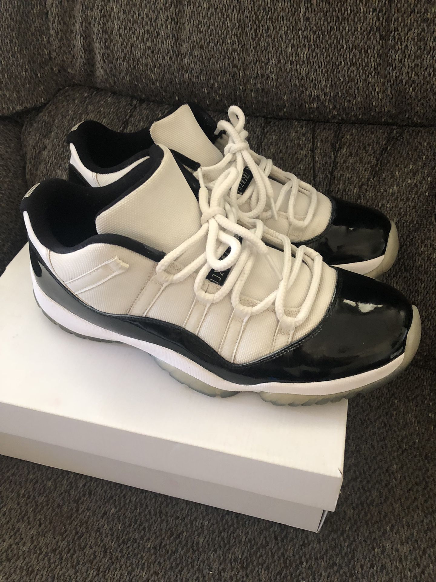 Jordan 11 concords high and low sz 13 for Sale in Kyle, TX - OfferUp