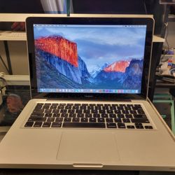 Apple Macbook 13" Laptop 