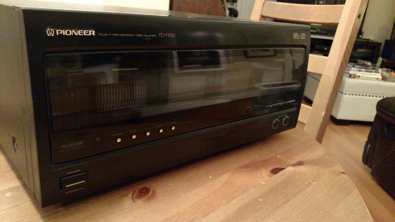 Pioneer PD-F100 100 CD Changer - No Remote for Sale in Davie