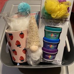 Small Gift Basket 
