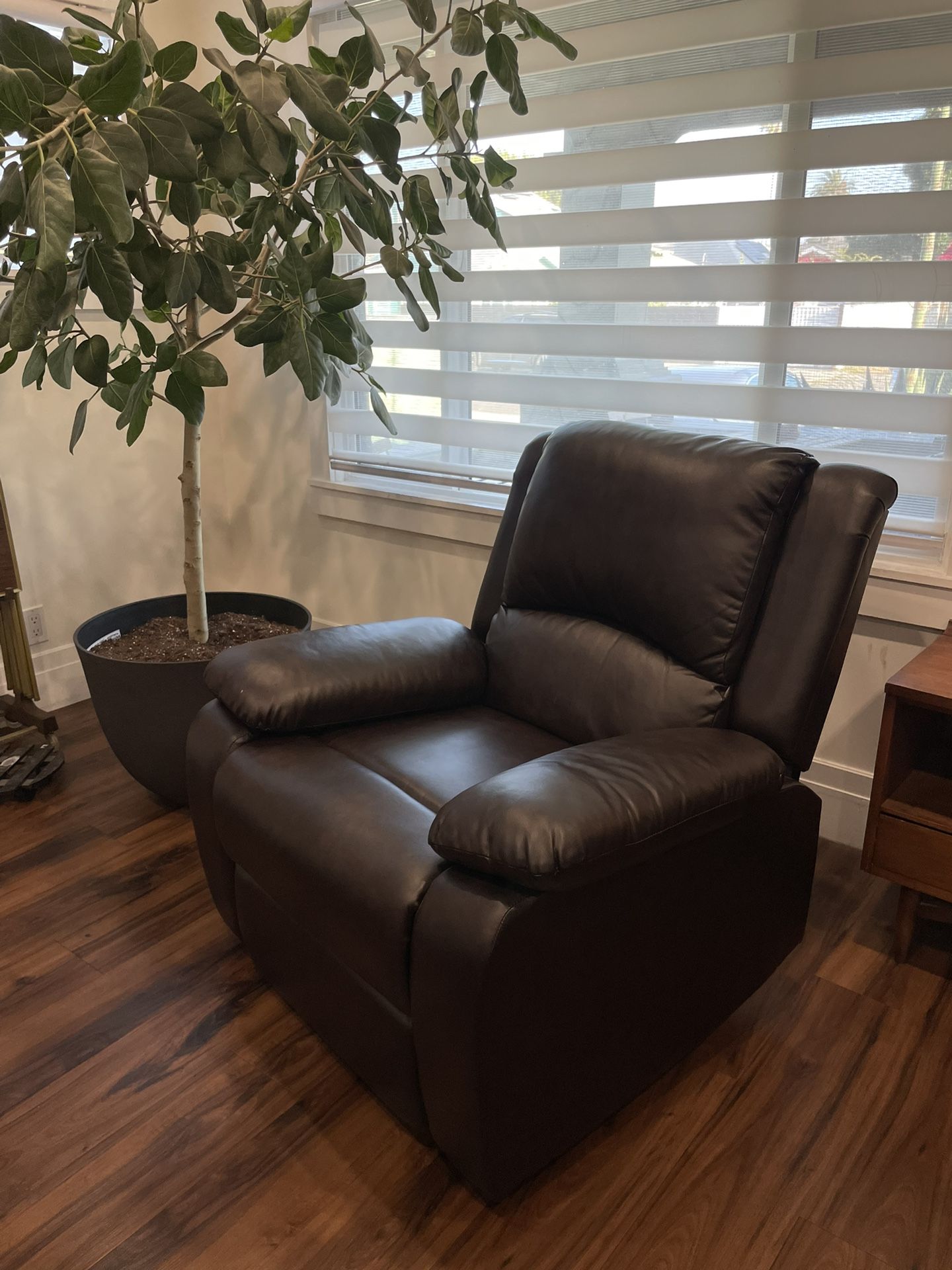 Manual Recliner Lazy Boy Chair Couch