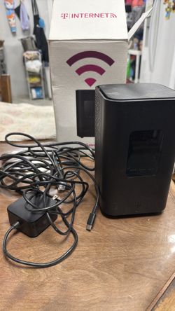 T mobile arg kvd21 5 G home internet wi fi gateway with power cord black