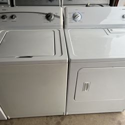 Kenmore Washer And Kenmore Eléctric Dryer