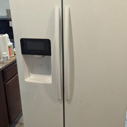 Samsung Refrigerator 