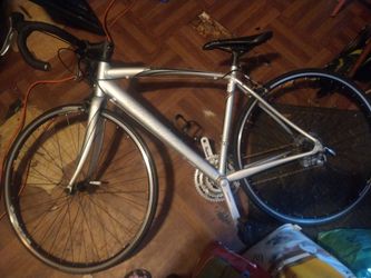 Specialized aliez mountain bike