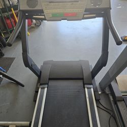 NordicTrack E4400 Treadmil