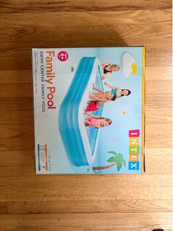 Lynnwood-inflatable pool.