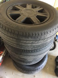 Escalade 18" stock wheels