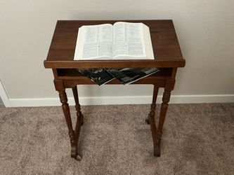 Colonial Revival lectern , podium , piano music stand , book stand