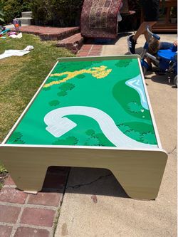 Kids Train Table