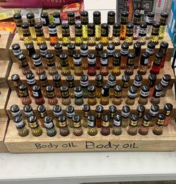 Smell like luxury for less! ✨ Long-lasting designer impression body oils."