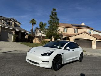 2021 Tesla Model 3 Plus