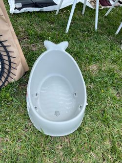 Baby bath tub