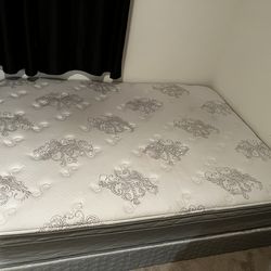Queen size Serra mattress and box spring