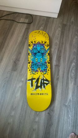Skateboard