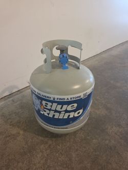 Blue Rhino 15 lb Propane Tank