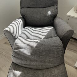 La-Z-Boy Manual Rocker Recliner