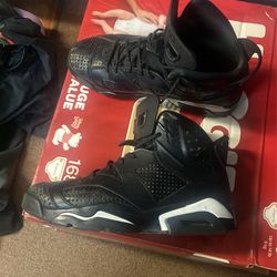 Retro 6 Black Cat