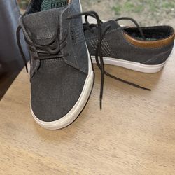 New Reef Men's Gray Casual Sneakers