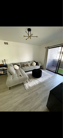 Living spaces sectional couch