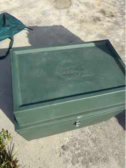 Camping kitchen box