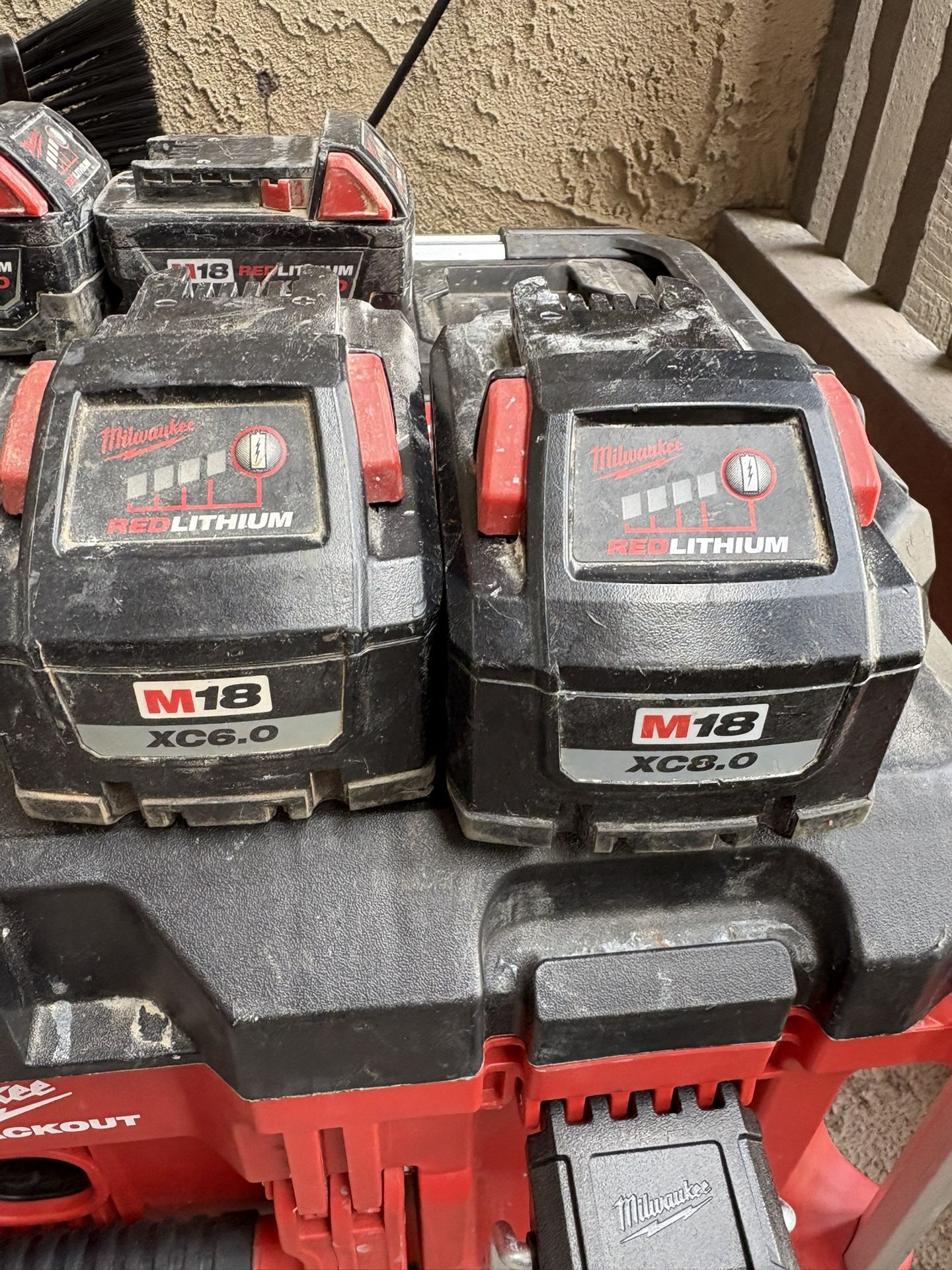Milwaukee HIGH OUTPUT Batteries 6.0 & 8.0