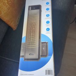 Midea 23" Dual Flex Design Heater NEW IN BOX