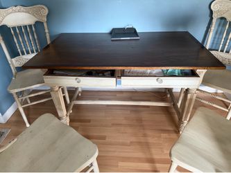 Kitchen table with 4 chairs