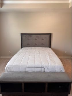 Bedroom set
