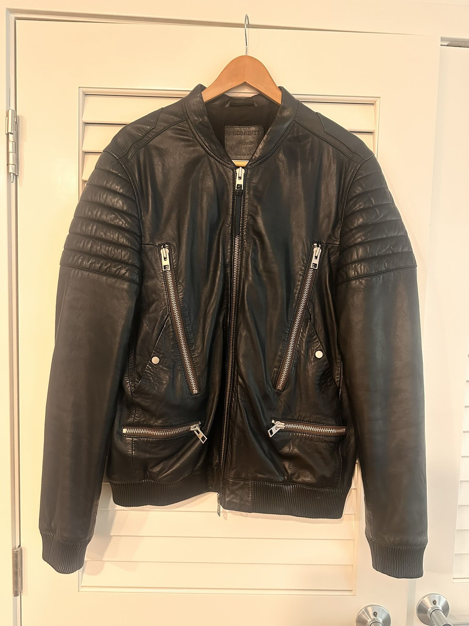 Men’s Leather Jacket