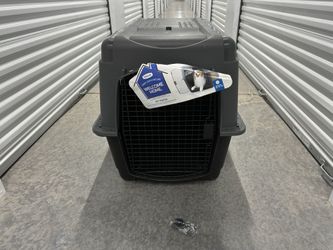 New PetMate Aspen Pet Porter 36” 50-70 Pounds Dog Kennel Gray Airline Travel