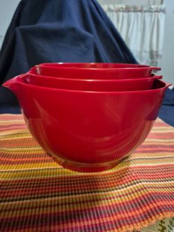 Set of 3 Red bowls  melamine mixing
