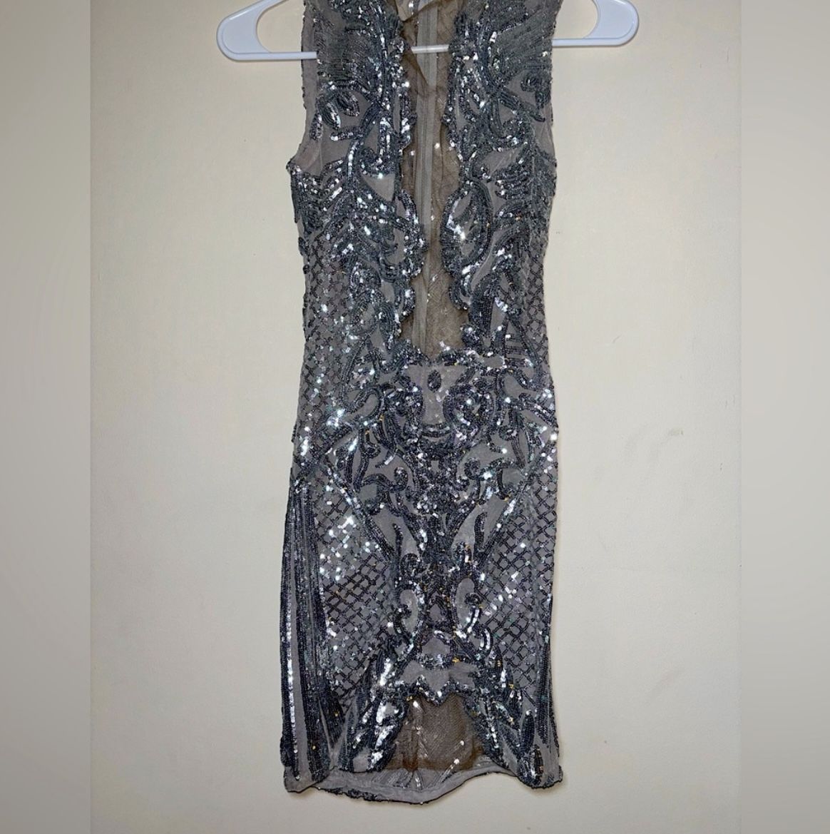 Silver Sequin Dress With Mesh Trim ..Size:4/ Small
