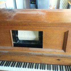 Player Piano antique 