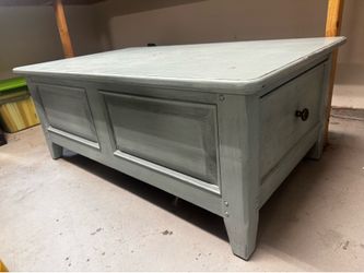 Thomasville Coffee table $50
