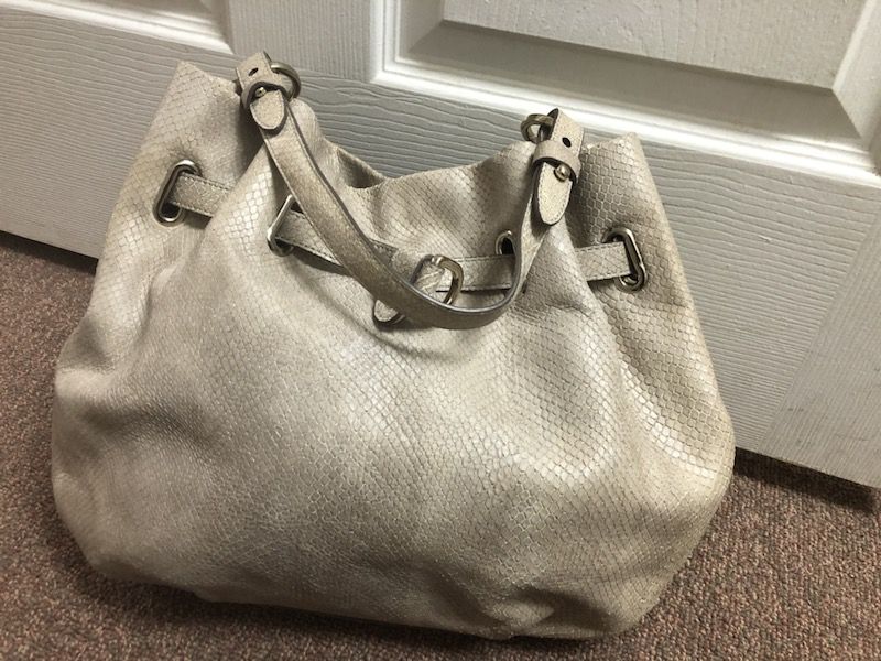 Cole Haan beige purse good condition