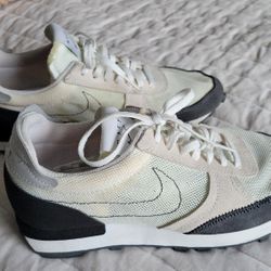 Men's Nike Shoes Size 7.5