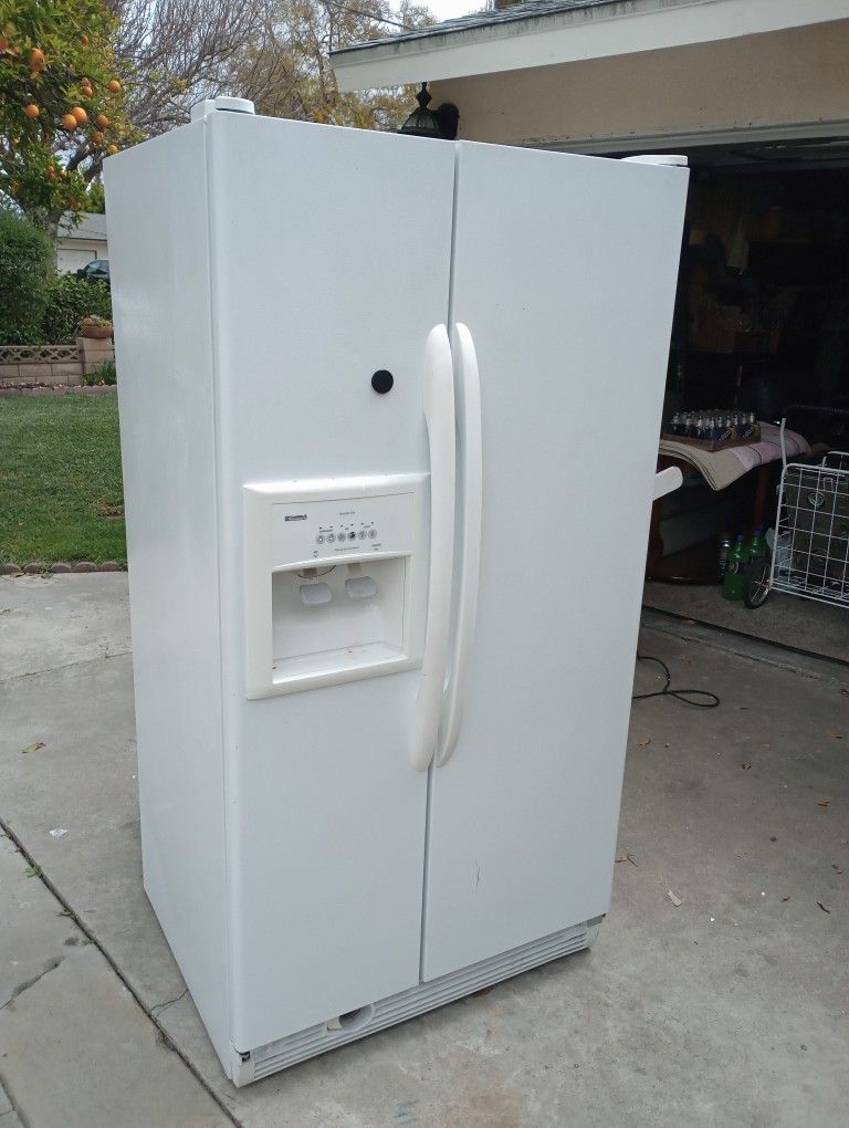 Kenmore Refrigerator Freezer Fridge Combo Double Door Fridge 