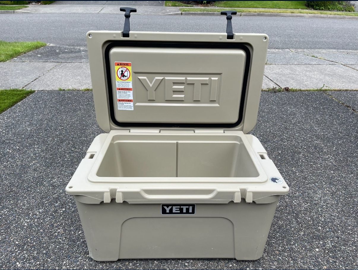 Yeti Tundra 45 Cooler Desert Sand Color