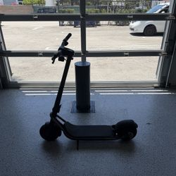 Boosted Scooter Rev