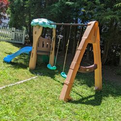 Treehouse Swingset