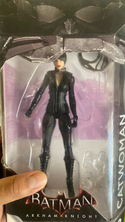 Catwoman Arkham knight figure