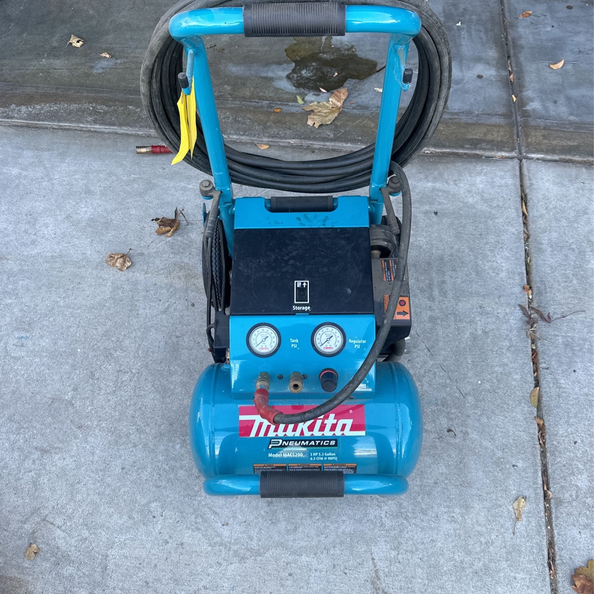Makita Compressor 