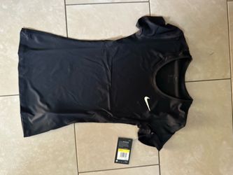 Women’s nike dry fit shirts