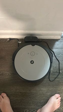 Roomba robot vaccum
