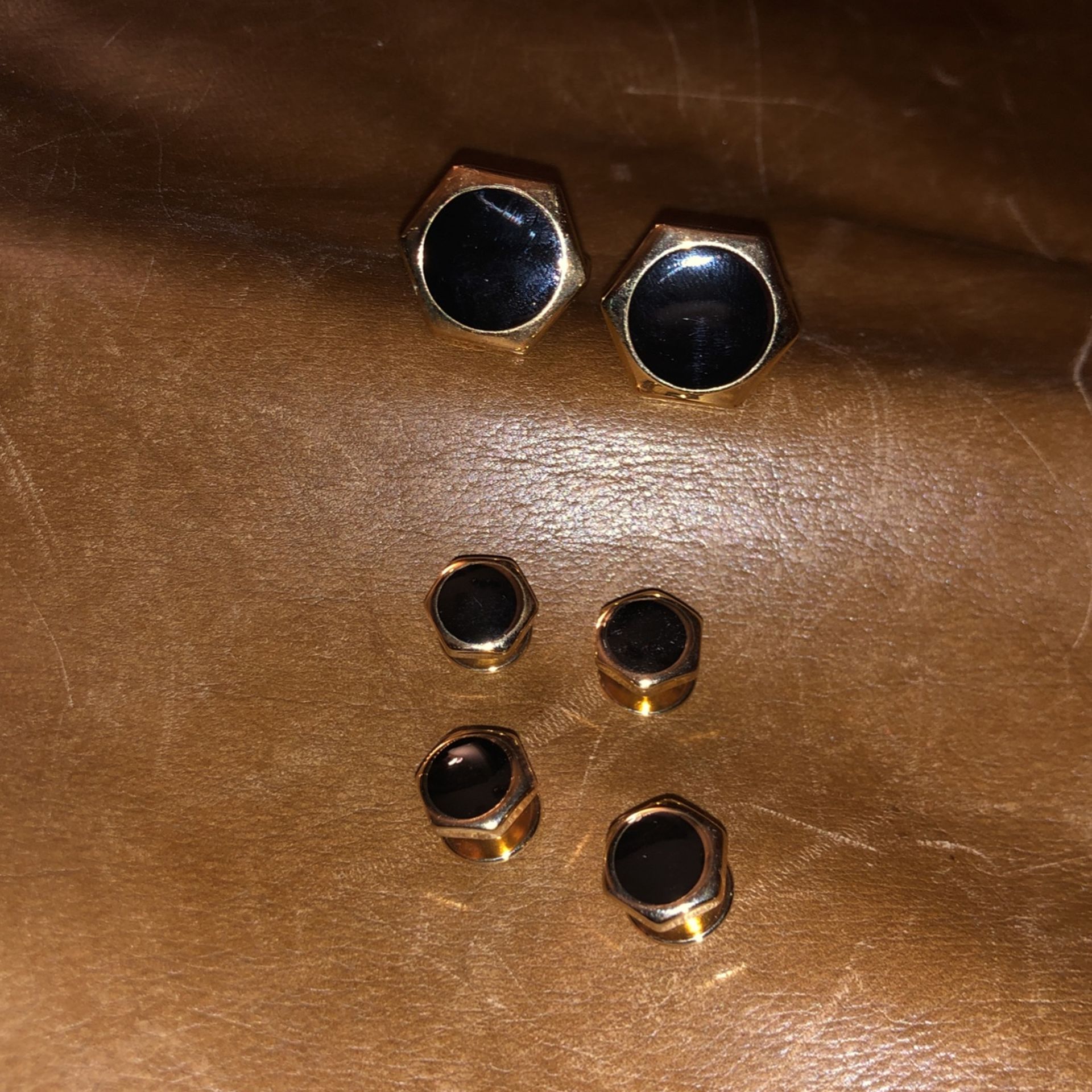 Gold tone, cufflink bundle